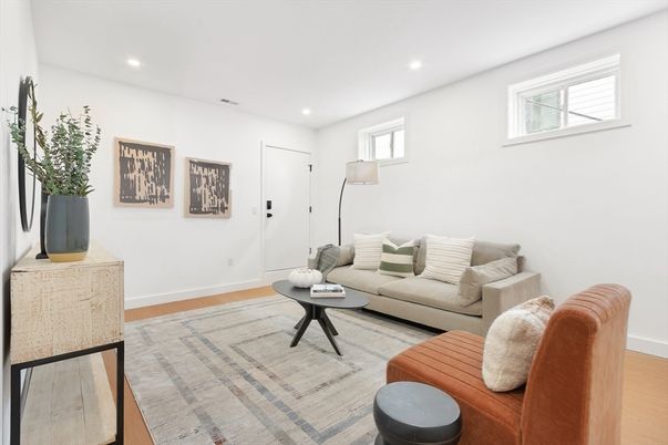 Interior, Living room, Recessed Lighting, Wood Texture Flooring