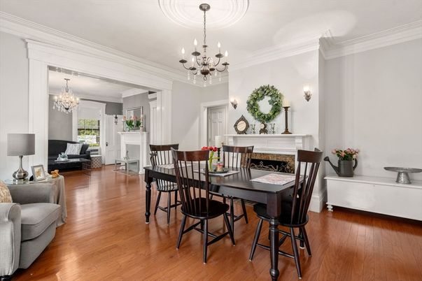 Chandelier, Dining room, Fireplace, Interior, Wood Texture Flooring