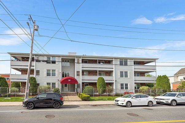 Exterior, Facade, Condo Building
