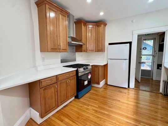 Interior, Kitchen, Recessed Lighting, Wood Texture Flooring