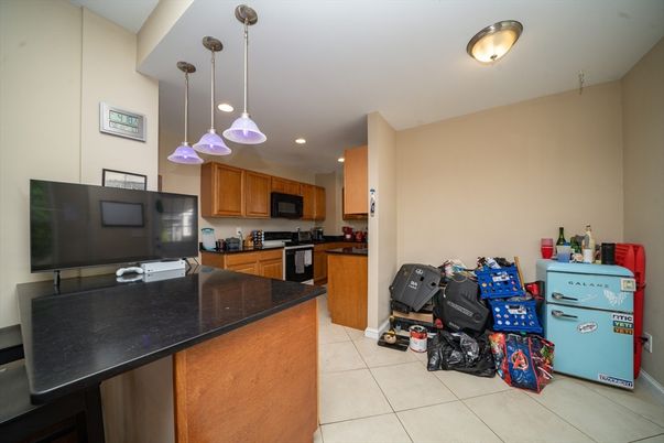 Interior, Kitchen, Pendant Lights, Recessed Lighting