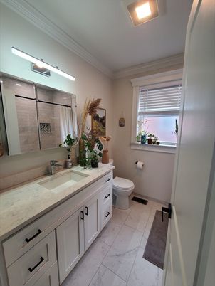 Bathroom, Dual Sink Vanities, Interior, Marble