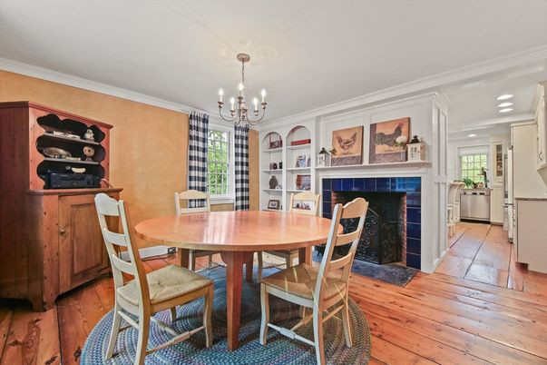Chandelier, Dining room, Fireplace, Interior, Recessed Lighting, Wood Texture Flooring
