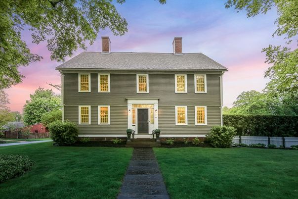 Backyard, Exterior, Facade, Georgian