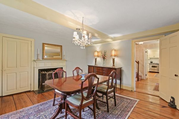 Chandelier, Dining room, Fireplace, Interior, Wood Texture Flooring