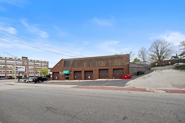 Exterior, Facade, Condo Building
