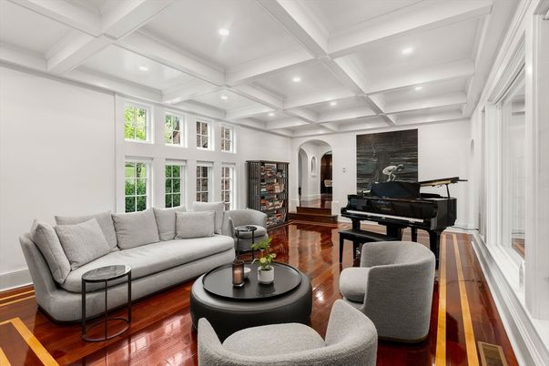 Interior, Living room, Piano, Recessed Lighting, Wood Texture Flooring