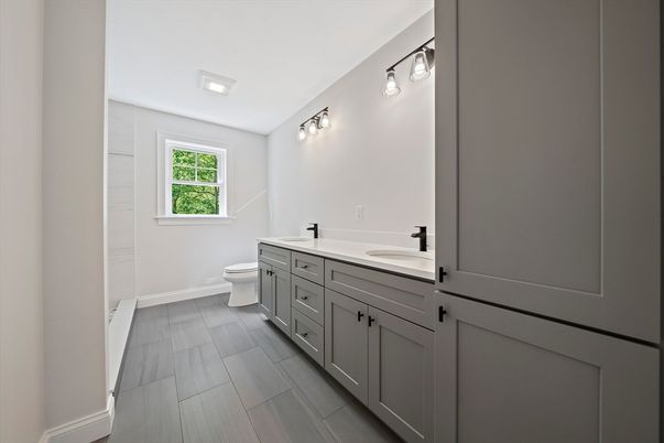 Bathroom, Dual Sink Vanities, Interior