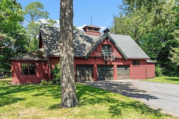 Attached, Exterior, Facade, Log Home