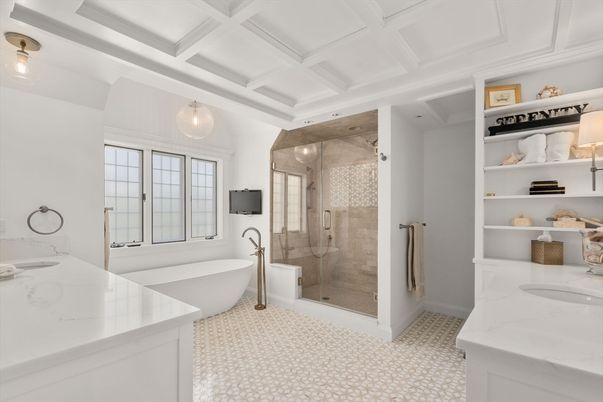 Bathroom, Dual Sink Vanities, Free Standing Baths, Glass Shower, Interior, Recessed Lighting