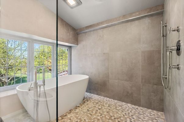 Bathroom, Free Standing Baths, Glass Shower, Interior, Recessed Lighting