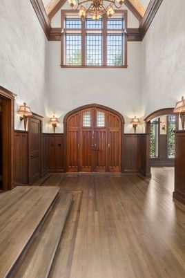Chandelier, Interior, Wood Texture Flooring