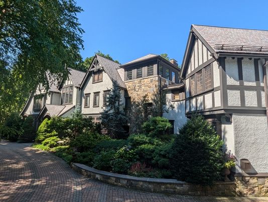 Exterior, Facade, Tudor Revival