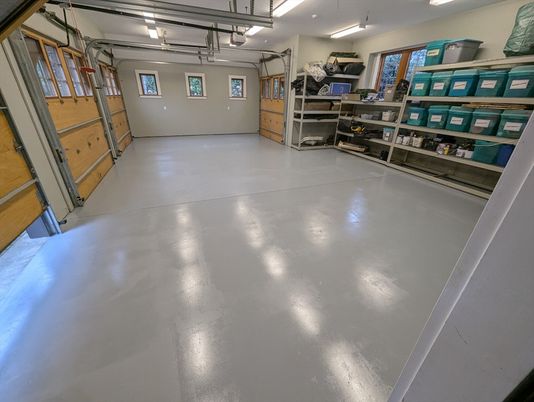 Garage, Interior