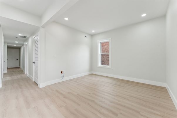 Empty room, Interior, Recessed Lighting, Wood Texture Flooring