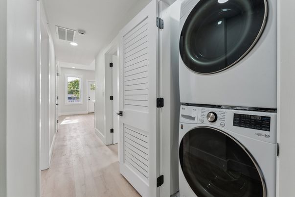 Interior, Recessed Lighting, Utility Closets, Washer, Wood Texture Flooring