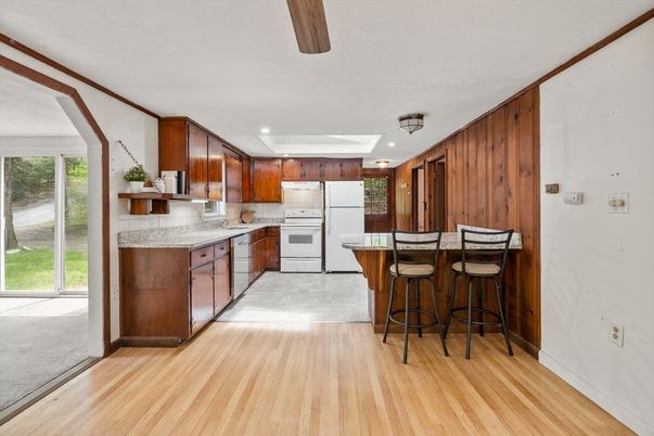 Interior, Kitchen, Recessed Lighting, Wood Texture Flooring