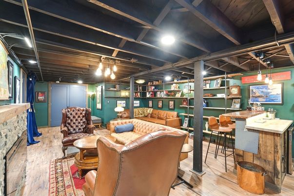 Interior, Living room, Pendant Lights, Wooden Beams, Wood Texture Flooring