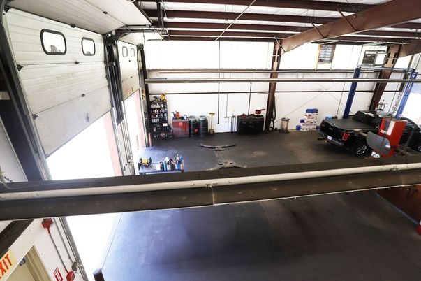 Garage, Interior