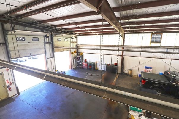 Garage, Interior