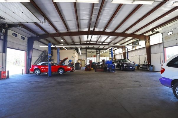 Garage, Interior