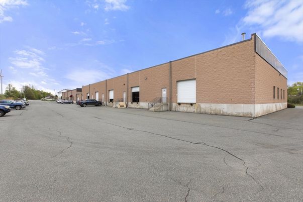 Exterior, Facade, Brick Facade, Modern