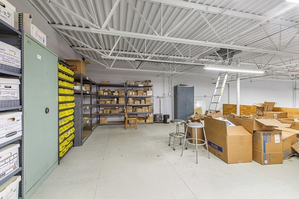 Garage, Interior