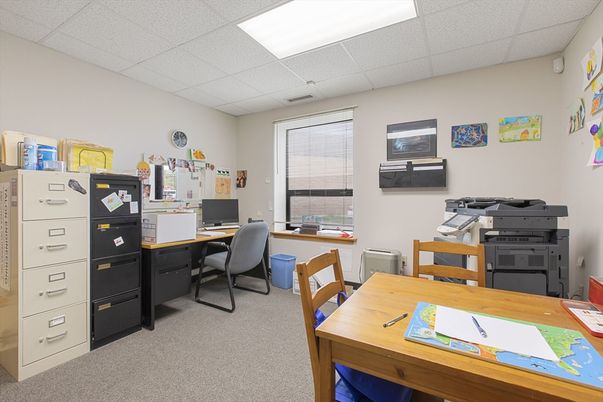 Home Office, Interior