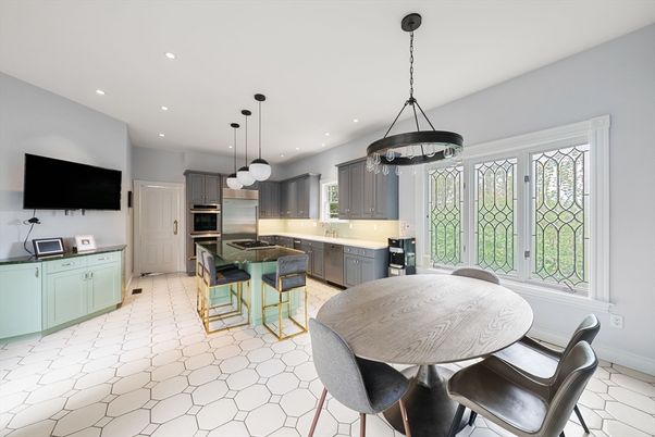 Dining room, Interior, Kitchen, Pendant Lights, Recessed Lighting, Stainless Steel Appliances