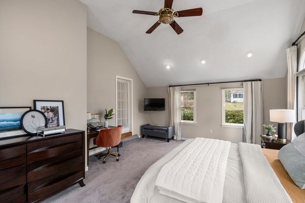 Bedroom, Home Office, Interior, Recessed Lighting