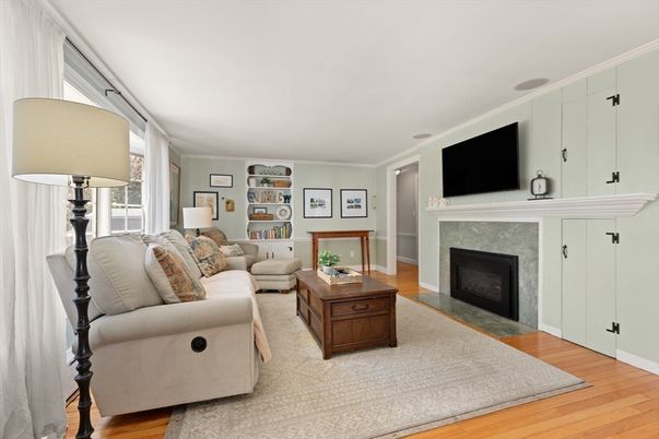 Fireplace, Interior, Living room, Wood Texture Flooring