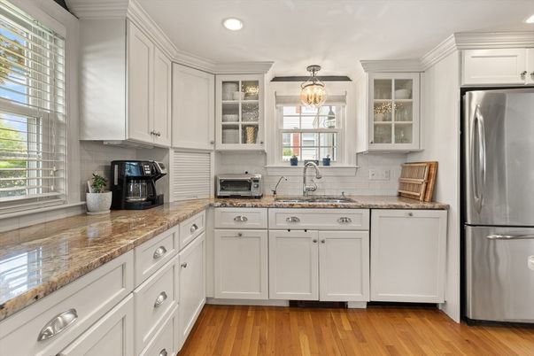 Interior, Kitchen, Pendant Lights, Recessed Lighting, Wood Texture Flooring