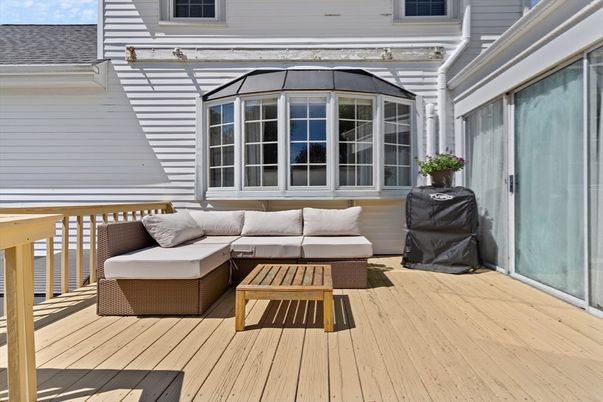 Exterior, Wood Texture Flooring