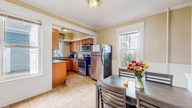 Dining room, Interior, Kitchen, Stainless Steel Appliances