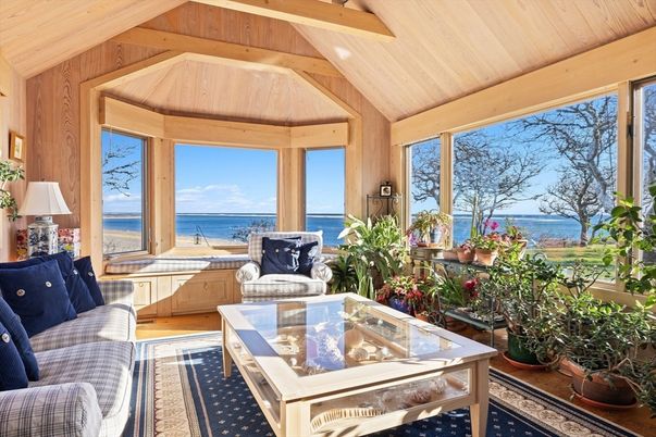 Interior, Living room, Water, Wooden Beams, Wooden Ceilings, Wooden Walls