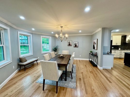 Chandelier, Dining room, Interior, Recessed Lighting, Wood Texture Flooring