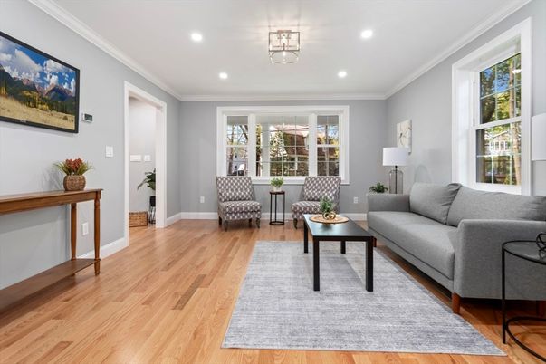 Interior, Living room, Recessed Lighting, Wood Texture Flooring