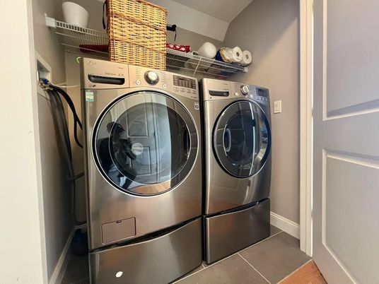 Interior, Utility Closets, Washer