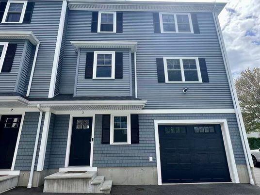 Attached, Exterior, Facade, Rowhouse