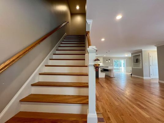 Interior, Pendant Lights, Recessed Lighting, Wood Texture Flooring