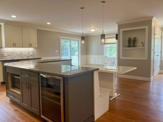Interior, Kitchen, Pendant Lights, Recessed Lighting, Wood Texture Flooring
