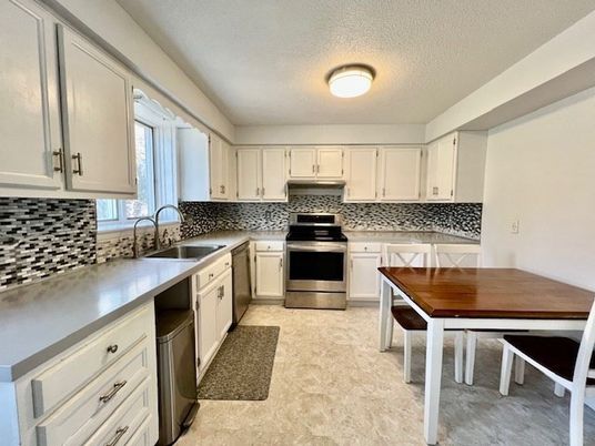 Interior, Kitchen, Stainless Steel Appliances