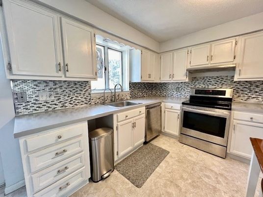 Interior, Kitchen, Stainless Steel Appliances