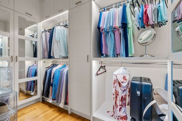 Interior, Walk-in Closets, Wood Texture Flooring