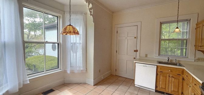 Interior, Kitchen, Pendant Lights