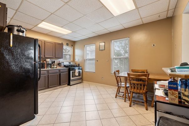 Dining room, Interior, Kitchen, Recessed Lighting