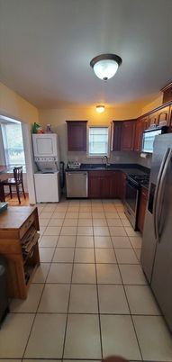 Interior, Kitchen, Stainless Steel Appliances, Washer