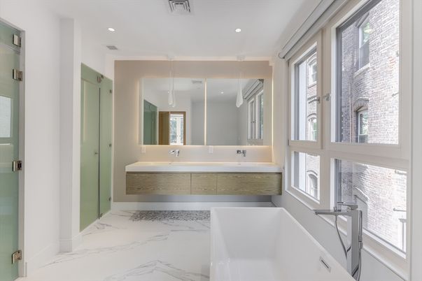 Bathroom, Free Standing Baths, Interior, Marble, Pendant Lights, Recessed Lighting