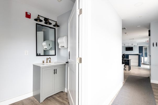 Bathroom, Interior, Recessed Lighting, Wood Texture Flooring