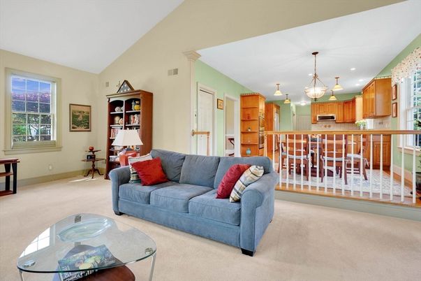 Chandelier, Interior, Kitchen, Living room, Pendant Lights, Recessed Lighting, Stainless Steel Appliances